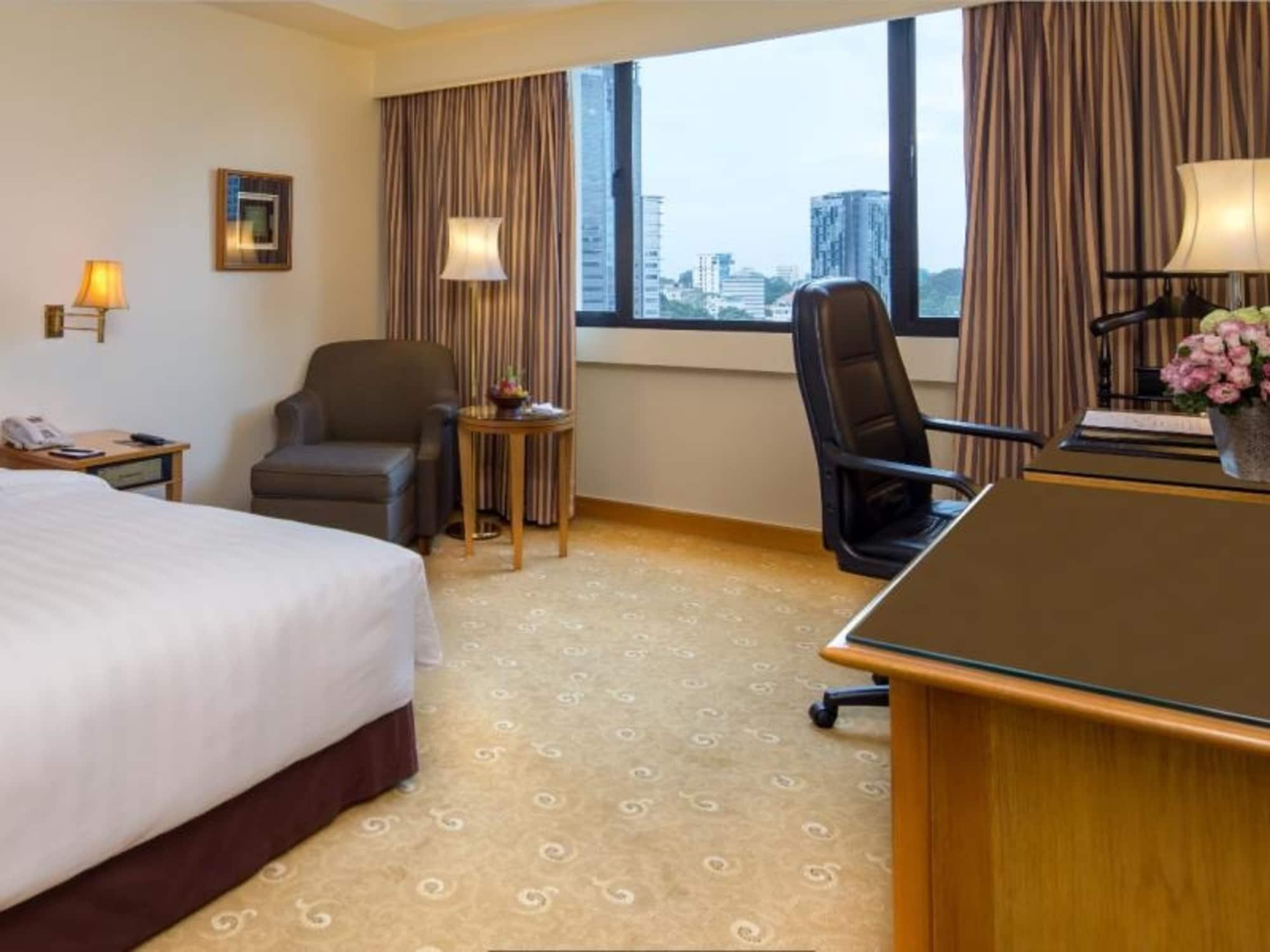 Saigon 4* Хошимин
