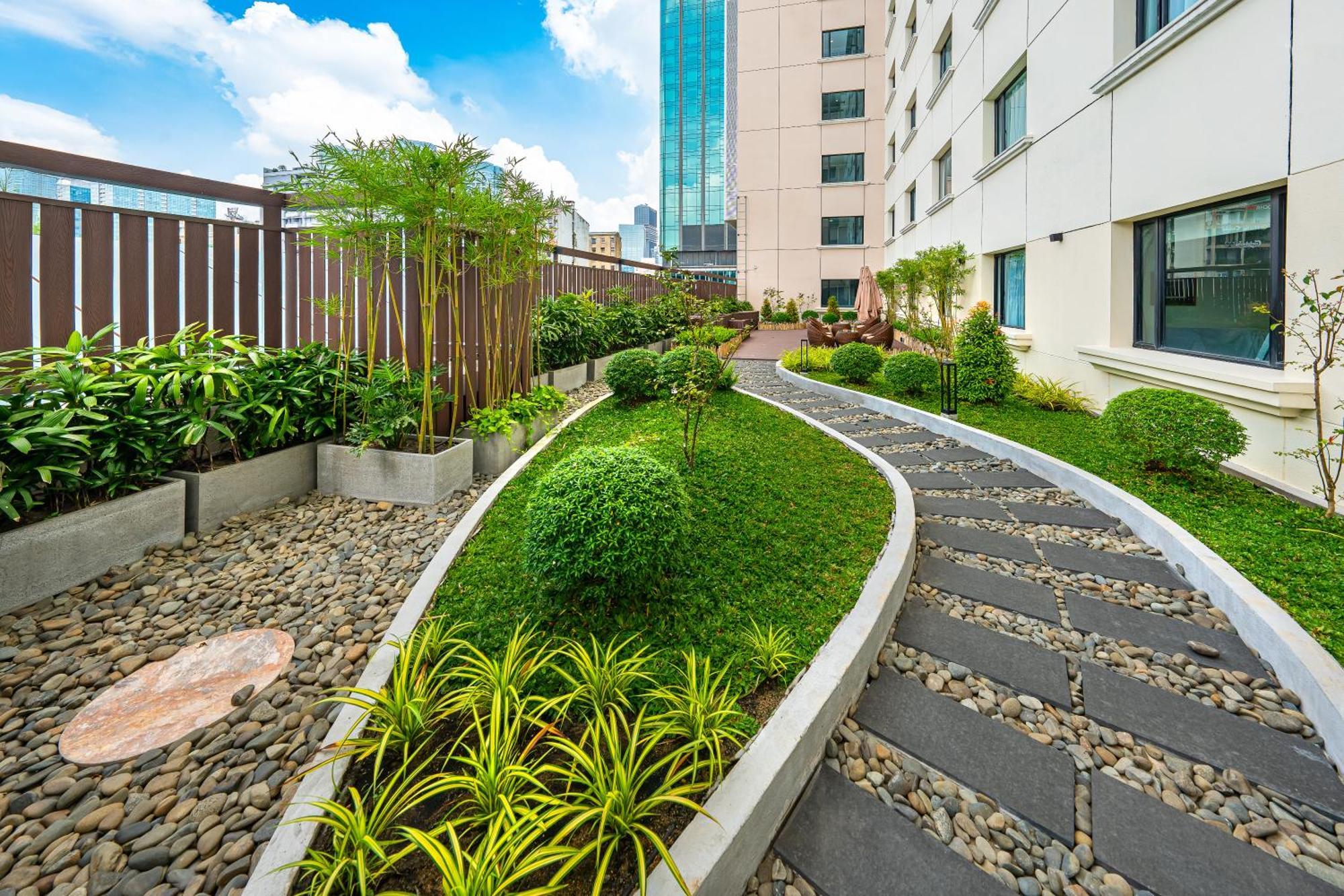 Saigon 4* Хошимин